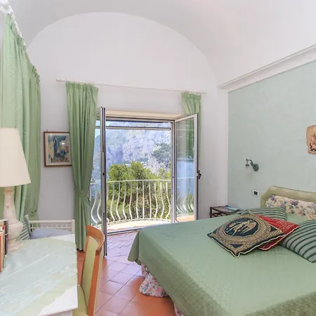 Il Poggio Dei Ciclopi Capri