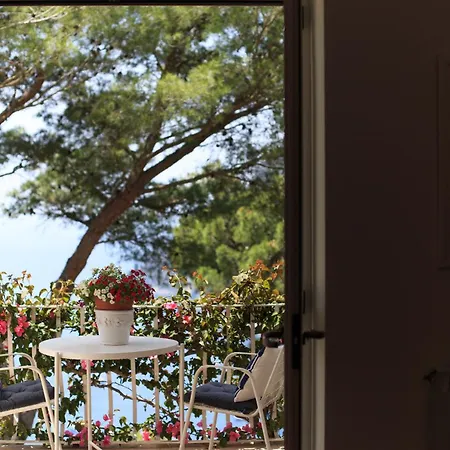 Il Poggio Dei Ciclopi * Capri